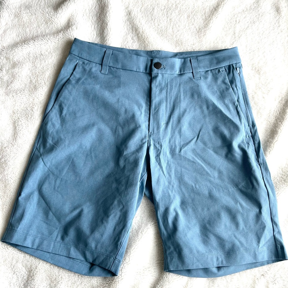 Lululemon Mens Commission Golf Shorts 9” inseam